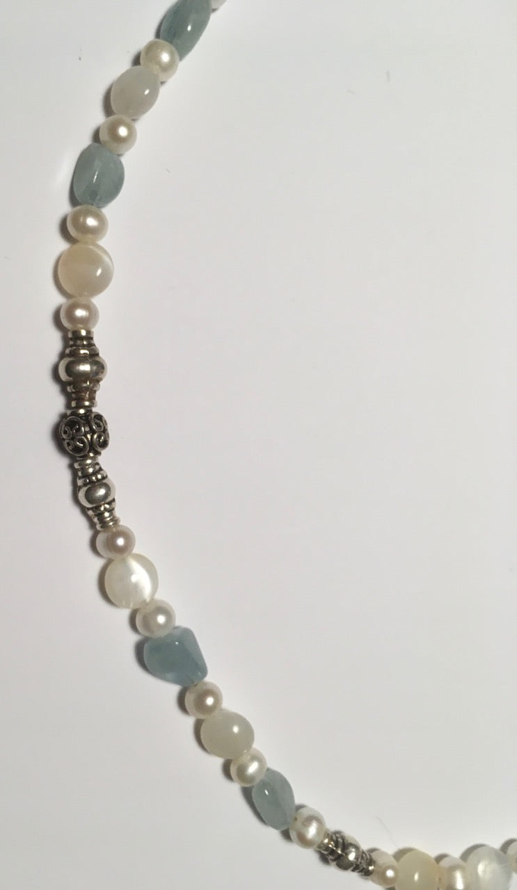 Aquamarin, Perle, Mondstein Collier